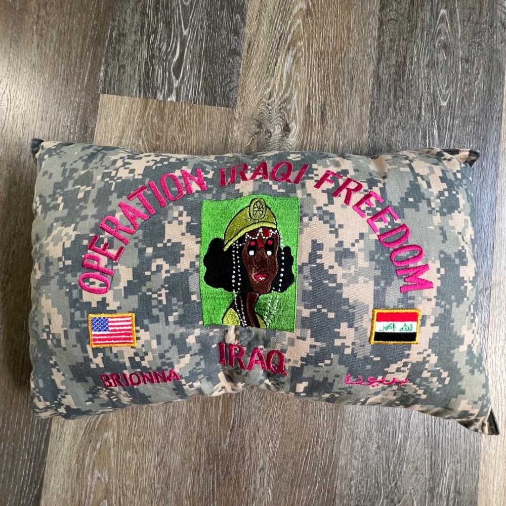 Unbranded Operation Iraqi Freedom Pillow Unisex OS Camo Pink Souvenir